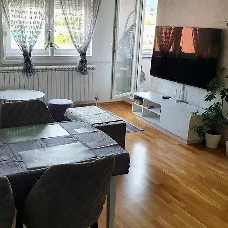 Istocno Sarajevo, Lukavica, Great View Apartament *